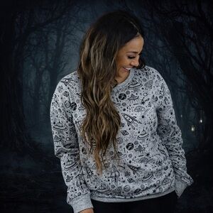 Shirley & Stone Space-Themed long-sleeve